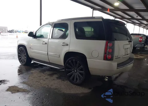 2011 GMC Yukon Denali z USA, uszkodzony, nr VIN 1GKS2EEF3BR120228